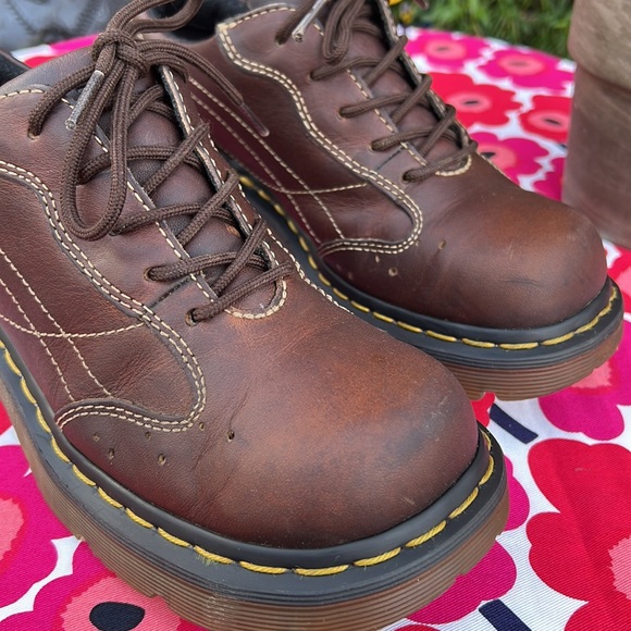 Dr. Martens Chunky Platform 5 Eye Y2K 90’s Vintage Oxfords - Picture 11 of 17